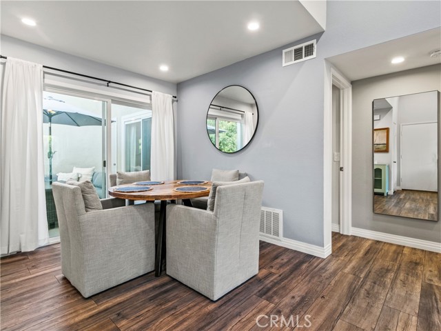 MLS #OC25221187 image #17