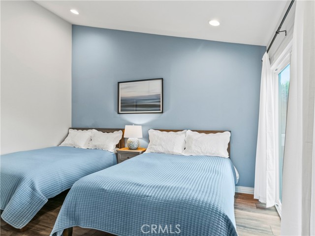 MLS #OC25221187 image #29