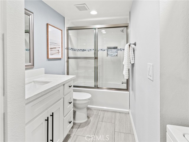 MLS #OC25221187 image #31