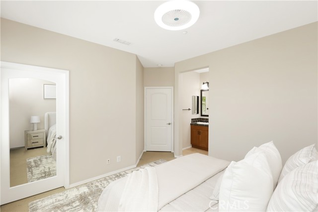 MLS #OC25221198 image #18