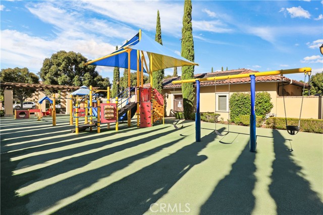 MLS #OC25221198 image #38