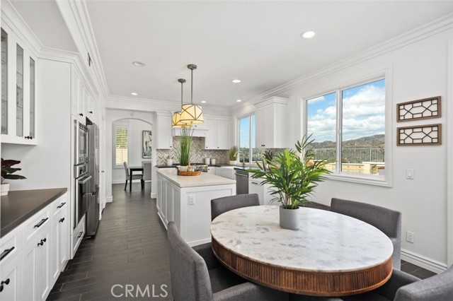 MLS #OC25221297 image #10