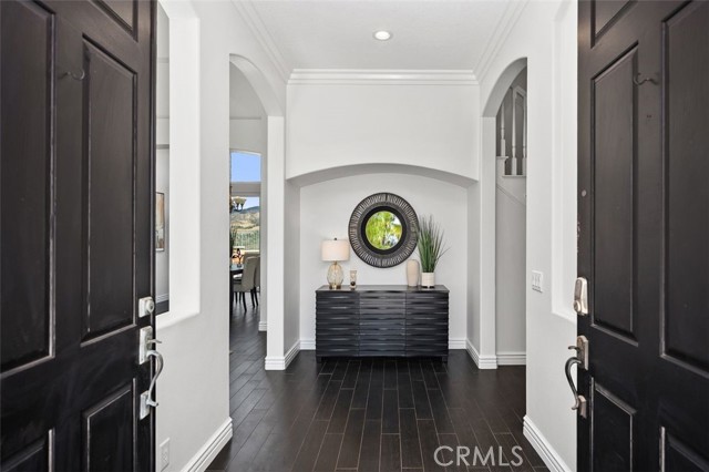 MLS #OC25221297 image #2