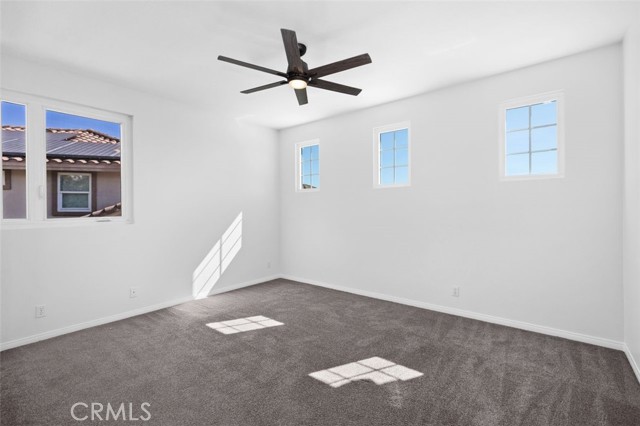 MLS #OC25221297 image #24