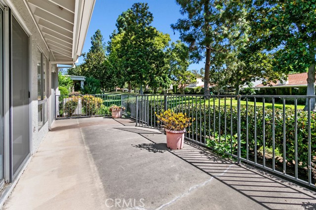 MLS #OC25221307 image #13