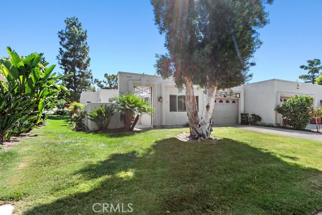 MLS #OC25221307 image #17