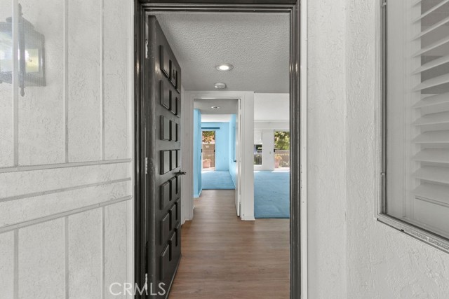 MLS #OC25221307 image #2