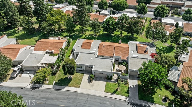 MLS #OC25221307 image #20