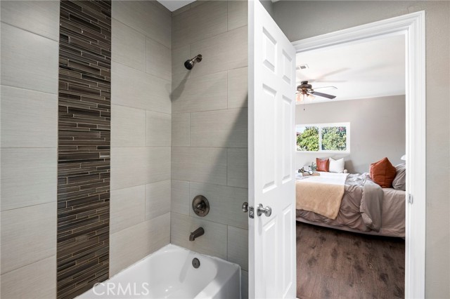 MLS #OC25221313 image #12