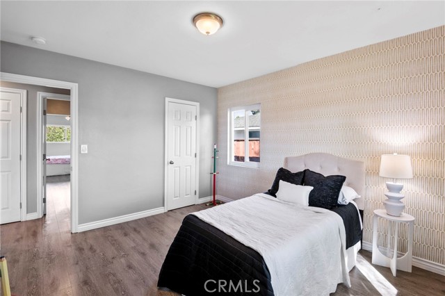 MLS #OC25221313 image #17