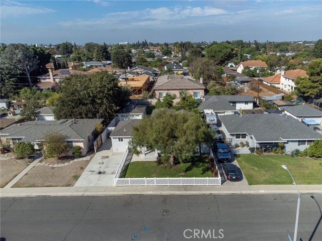 MLS #OC25221313 image #23