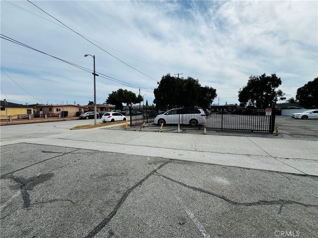 MLS #OC25221526 image #15