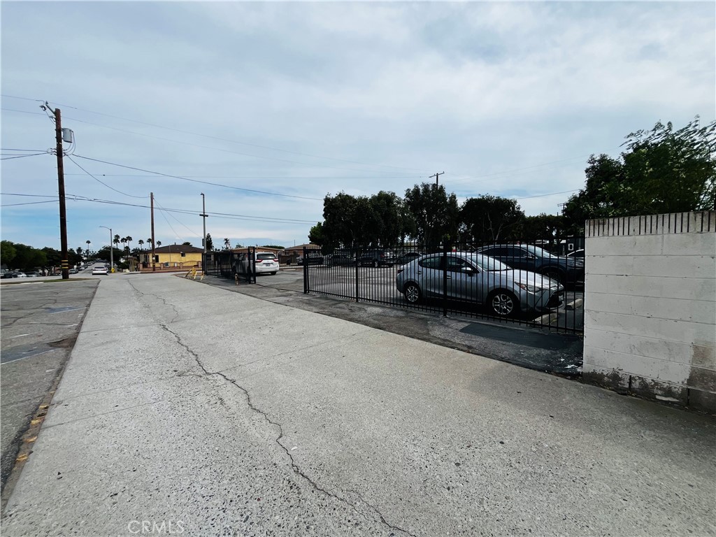 MLS #OC25221526 image #17