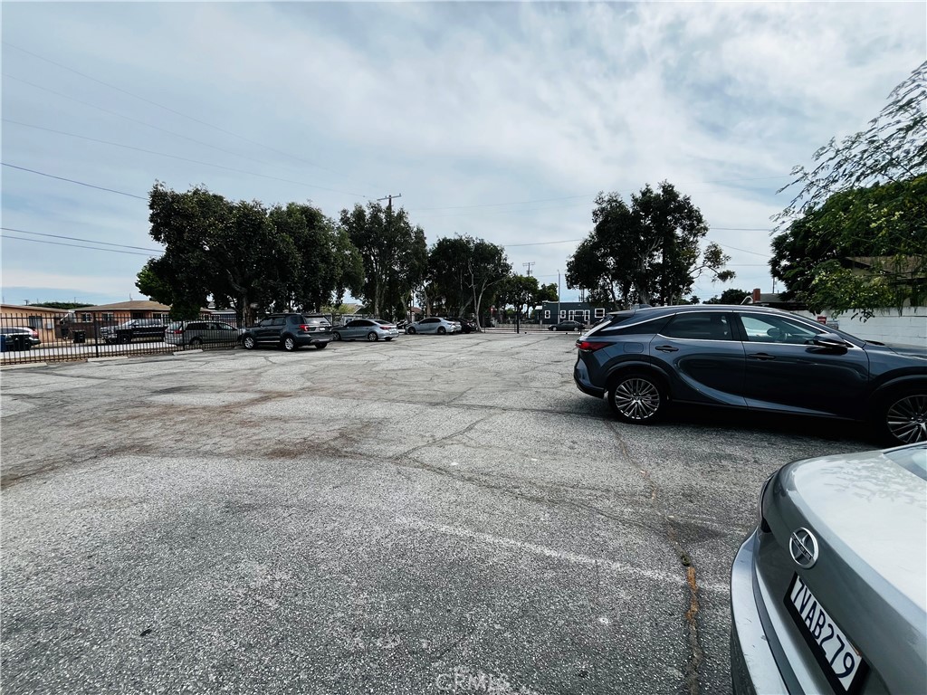 MLS #OC25221526 image #18