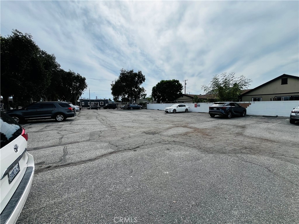 MLS #OC25221526 image #19