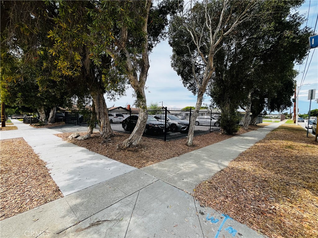 MLS #OC25221526 image #9