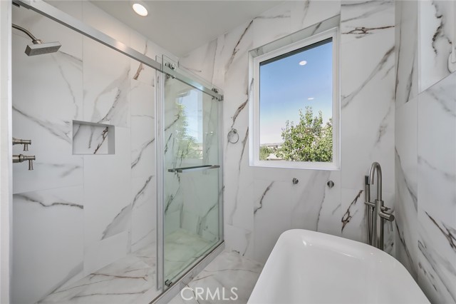 MLS #OC25221565 image #40