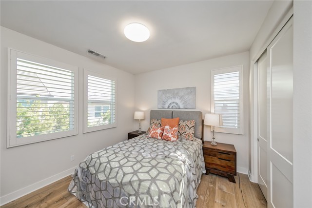 MLS #OC25221565 image #43