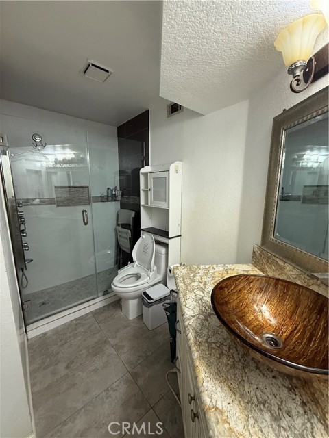 MLS #OC25221738 image #15