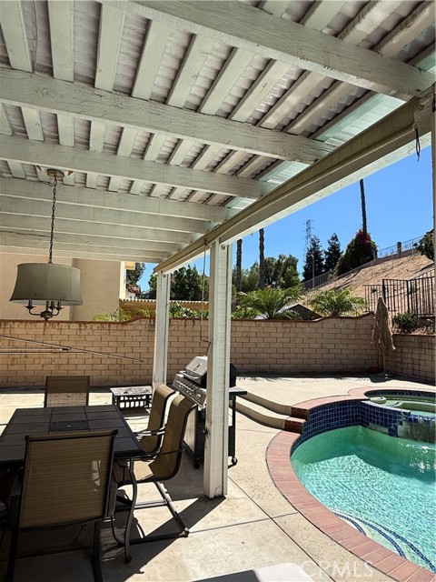 MLS #OC25221738 image #18