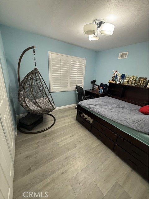 MLS #OC25221738 image #8