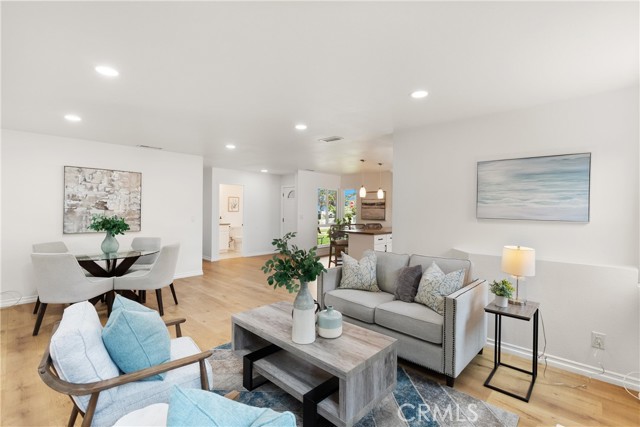 MLS #OC25221846 image #15