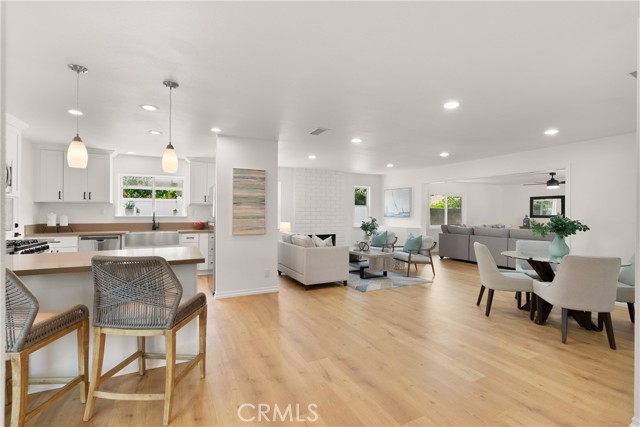 MLS #OC25221846 image #2