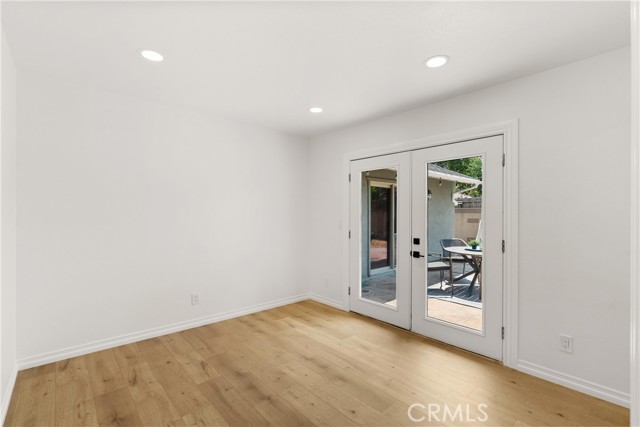 MLS #OC25221846 image #32