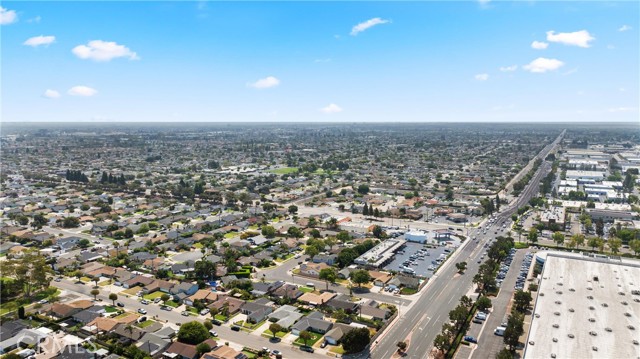 MLS #OC25221846 image #39