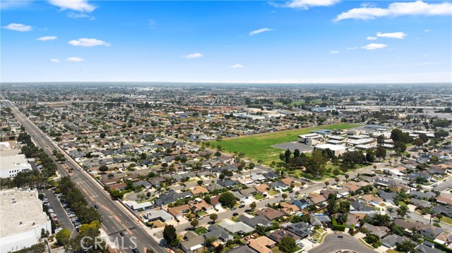 MLS #OC25221846 image #41