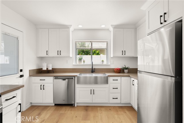 MLS #OC25221846 image #6