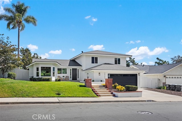 MLS #OC25222003 image #2