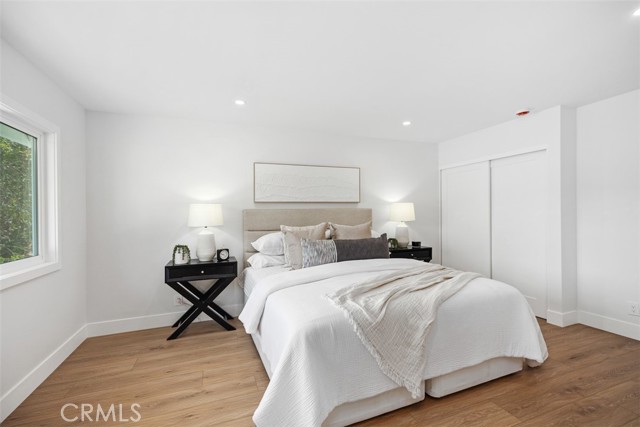 MLS #OC25222003 image #22