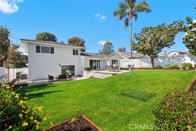 MLS #OC25222003 image #37