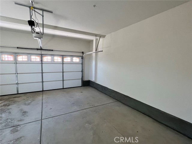 MLS #OC25222114 image #10