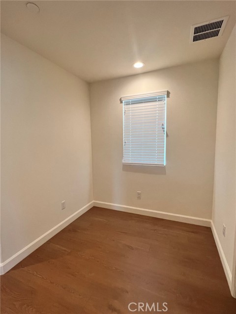 MLS #OC25222114 image #11