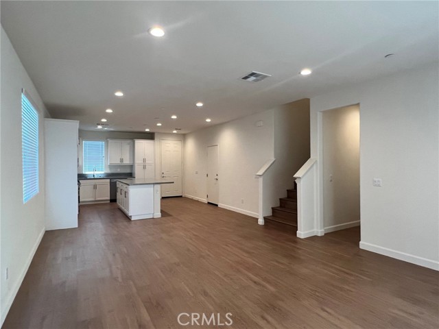 MLS #OC25222114 image #3