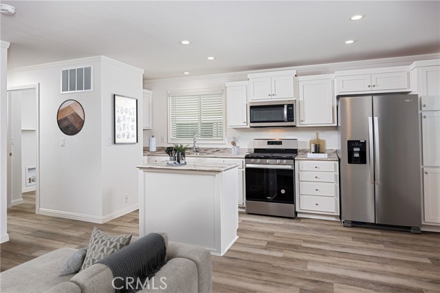 MLS #OC25222130 image #5