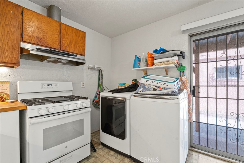 MLS #OC25222143 image #13