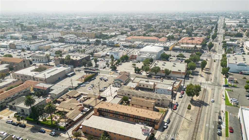 MLS #OC25222143 image #48