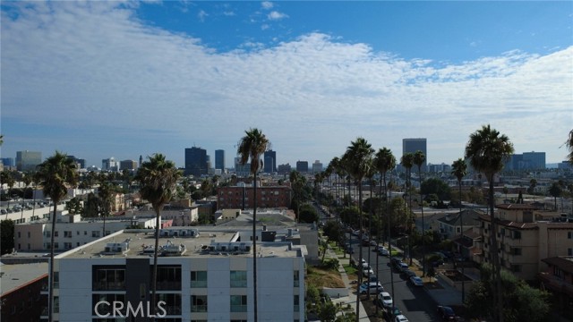 MLS #OC25222154 image #15