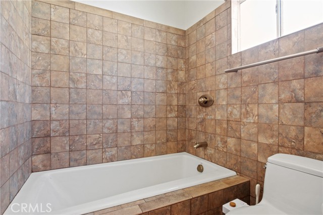 MLS #OC25222224 image #16