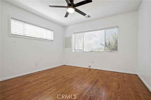 MLS #OC25222224 image #17