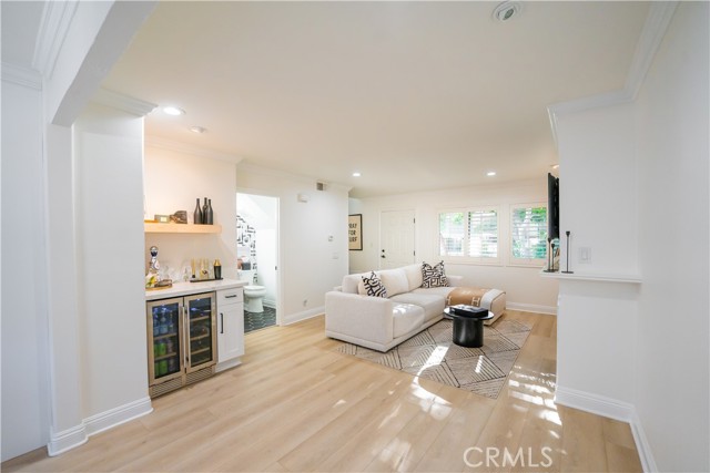 MLS #OC25222272 image #1