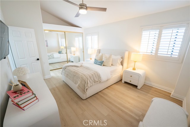 MLS #OC25222272 image #12