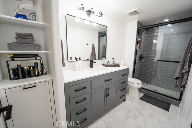 MLS #OC25222272 image #15