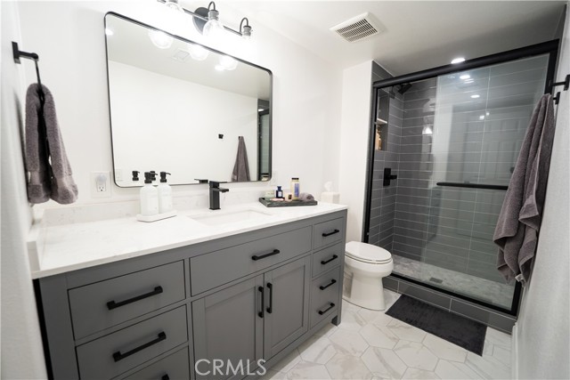 MLS #OC25222272 image #16