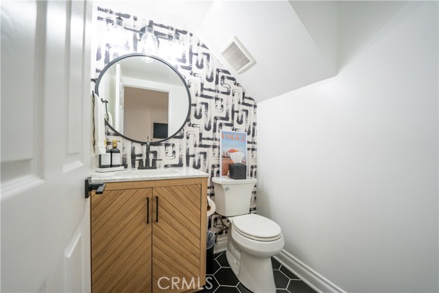 MLS #OC25222272 image #6