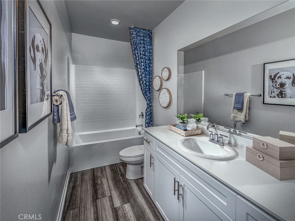 MLS #OC25222442 image #2