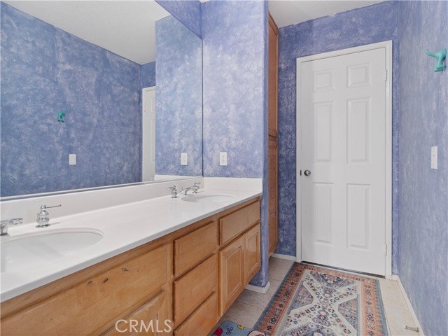 MLS #OC25222473 image #19